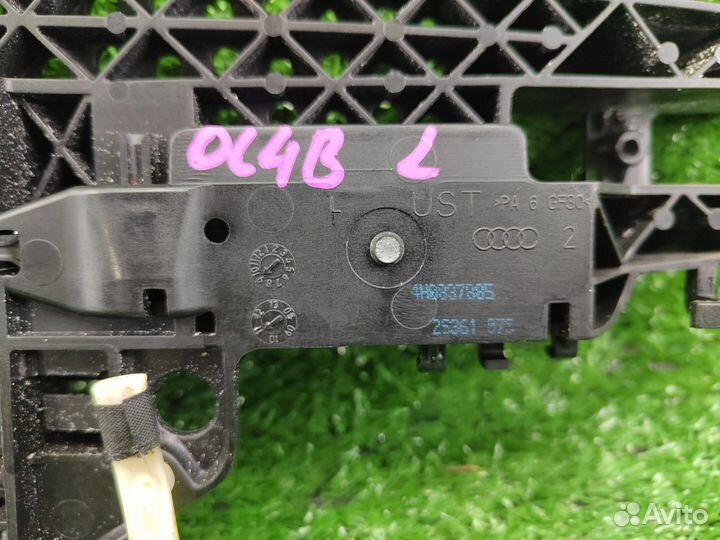 Кронштейн ручки двери левый Audi A6 C7 4G