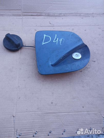 Nissan Navara d40 лючок бензобака