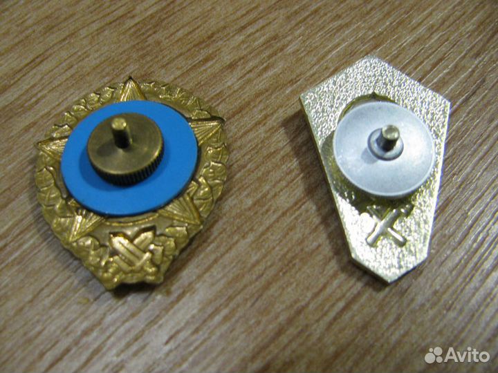 Нагрудные знаки Чсср и СССР