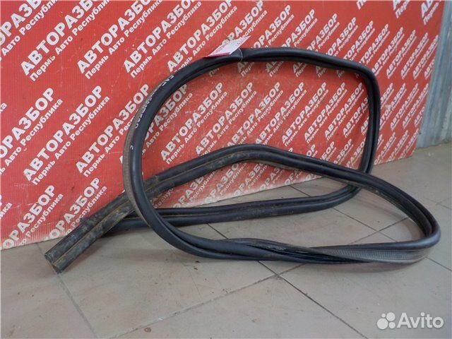 Уплотнитель багажника Renault Sandero BS12 K7JA710