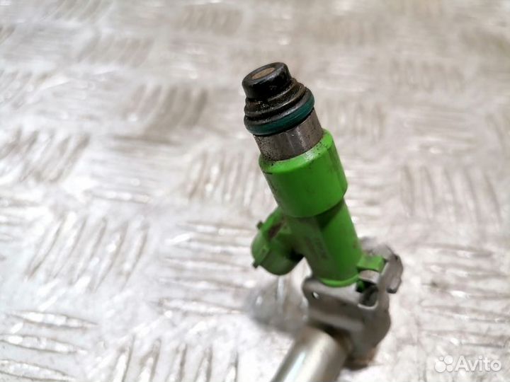 Форсунка двигателя Nissan Teana j32