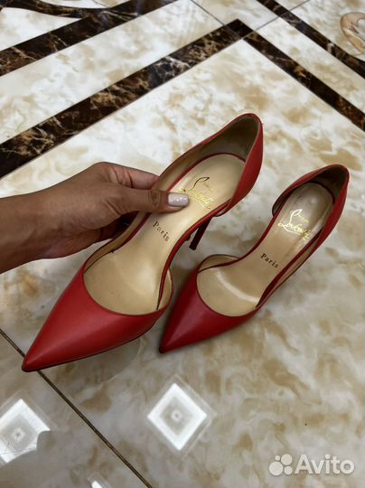 Туфли женские Christian Louboutin