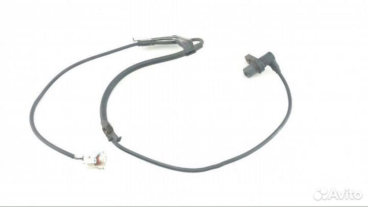 Датчик abs передний левый Toyota Nadia SXN10