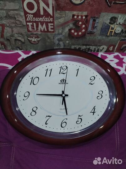 Часы настенные