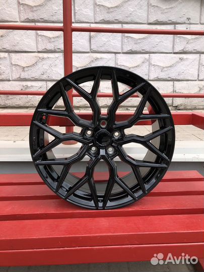 Литые Диски R19 8.5 5*114.3 ET40 D73.1 Vossen HF2