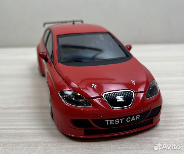 Модель Seat Leon wtcc 1/18