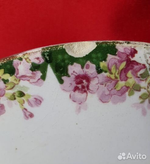 Старинное блюдо т-ва М.С. Кузнецова в Риге. 19 в