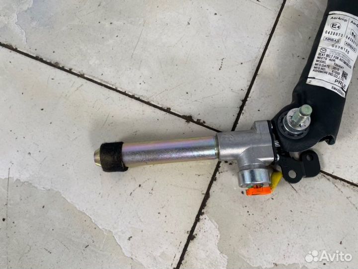 Ремень безопасности передний правый Mazda Mazda3