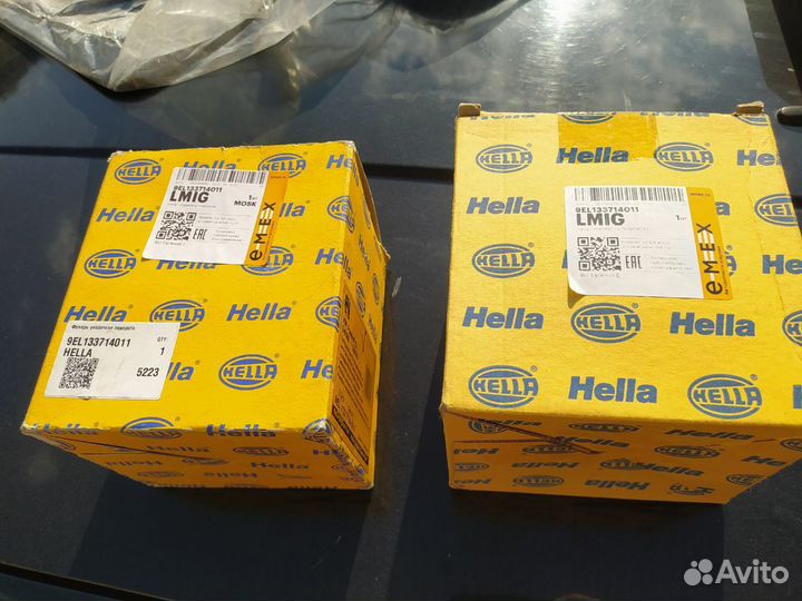 Поворотник правый Hella Passat B3 пассат б3 хелла