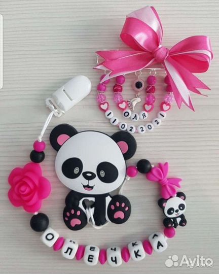 Именной держатель для пустышки+булавочка