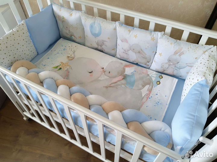 Постельный комплект в кроватку