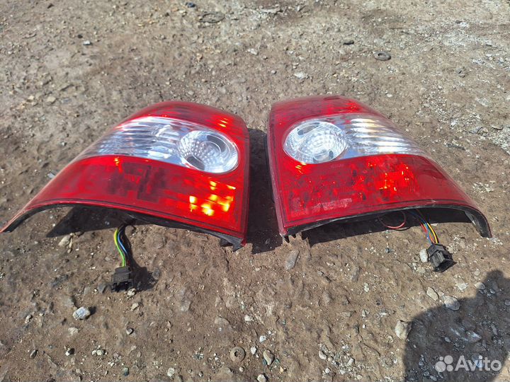 Задние фонари приора