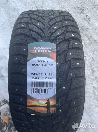 Nokian Tyres Hakkapeliitta 9 245/45 R18 и 275/40 R18 100T