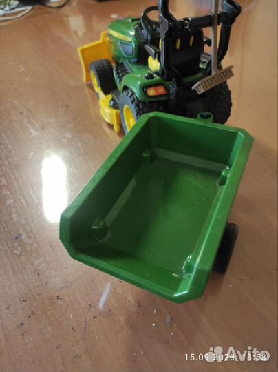 Bruder трактор с прицепом Мини