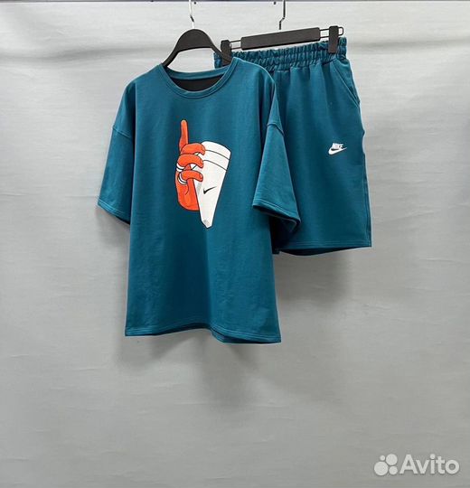 Спортивный костюм Nike шорты+футболка