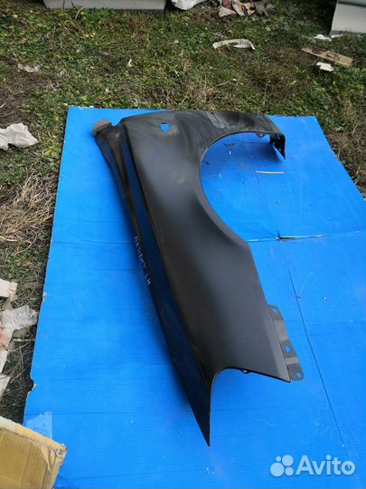 Хундай акцент крыло переднее левое