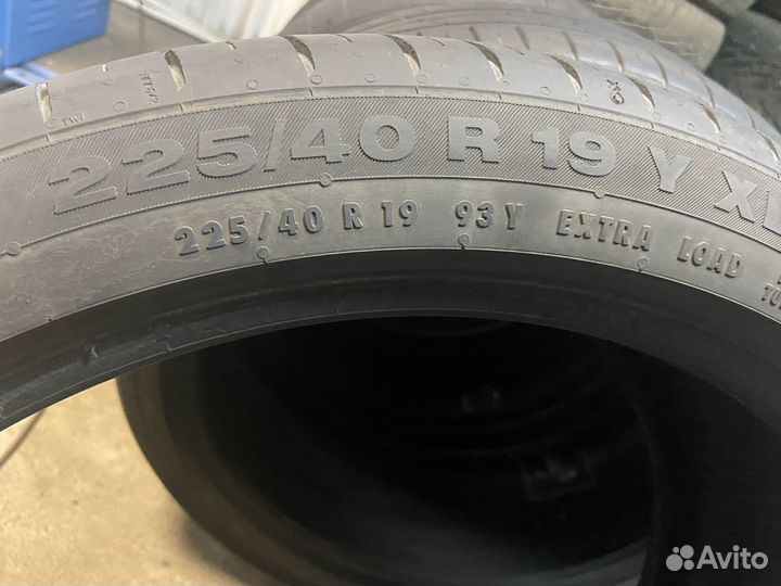 Continental ComfortContact - 5 225/40 R19 и 255/35 R19 93Y