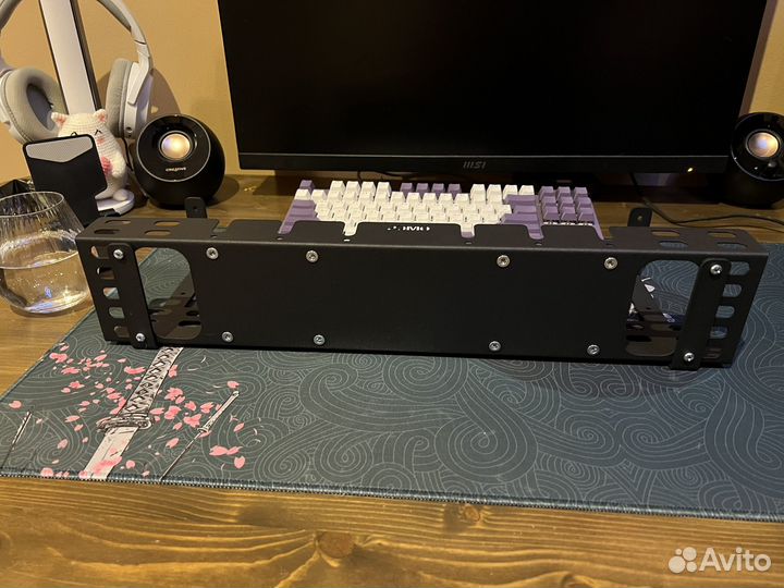 Корзина/держатель для проводов под стол