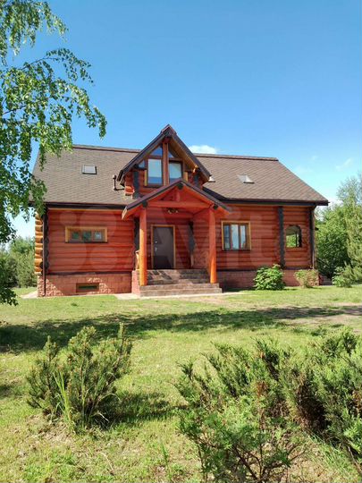 Дом 300 м² на участке 2 га