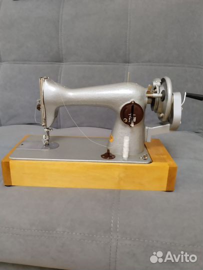 Швейная машина Подольск