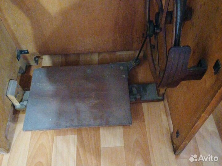 Швейная машинка ножная подольск