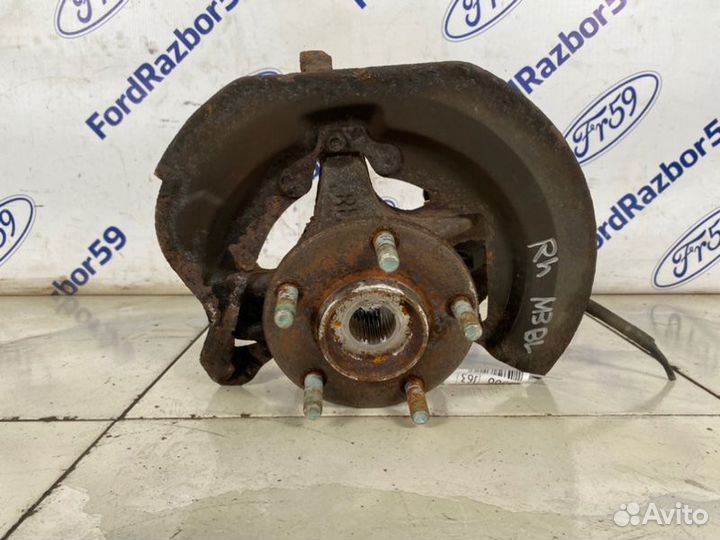 Кулак поворотный передний правый Mazda Mazda3 BL