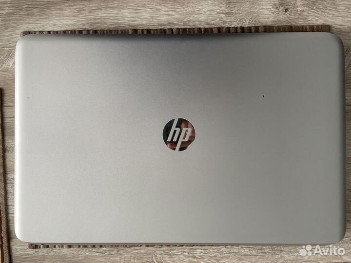 Ноутбук HP Envy 17 на i3