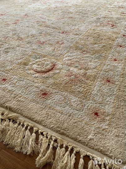 Ковер шелковый