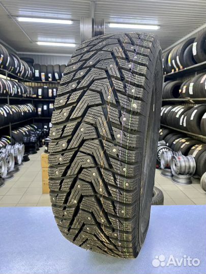 Hankook Winter I'Pike RS2 W429 215/65 R16 102H