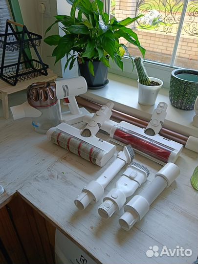 Вертикальный пылесос dreame