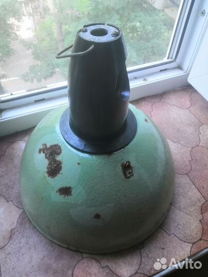 Светильник эмалированный промышленный