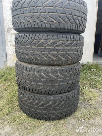 Yokohama Ice Guard IG35 225/60 R18