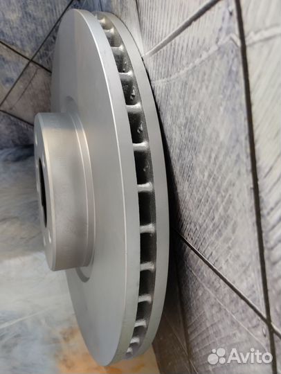 34116868938 Тормозной диск вентилируемый