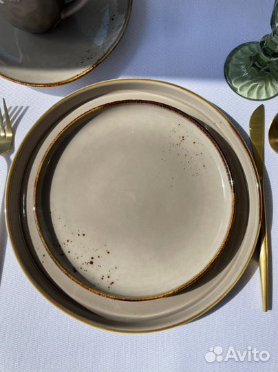 Столовый сервиз новый