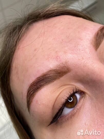 Коррекция и окрашивание бровей