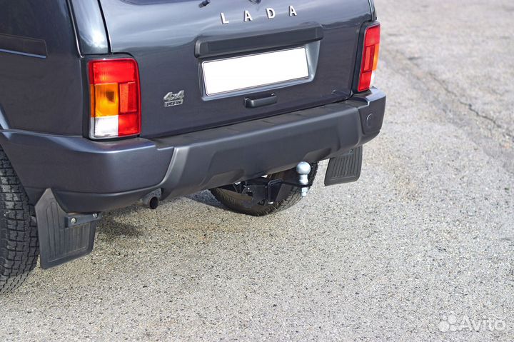 Фаркоп Нива Урбан съемный квадрат