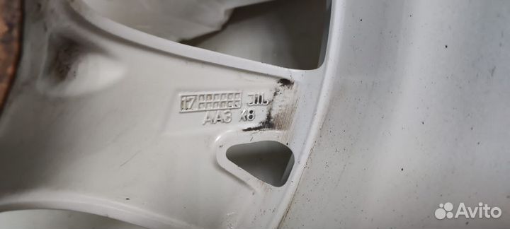 Комплект оригинальных колес R17 Audi A4