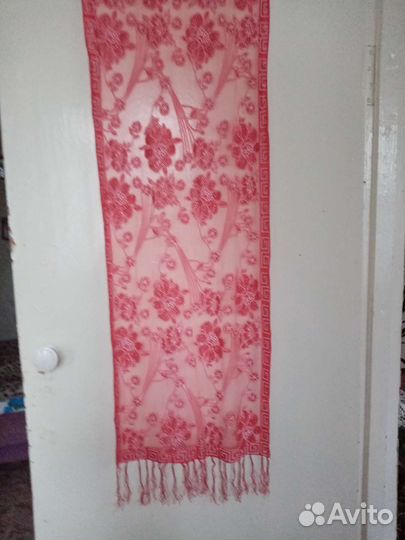 Шарфы и палантины