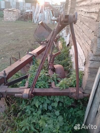 Продаётся плуг и промежуток мтз 50.Цена договорная