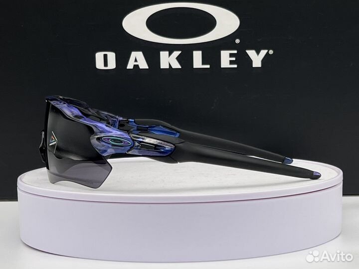 Спортивные очки Oakley Radar EV Path Shift