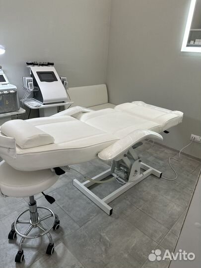 Косметологическое/массажное кресло ммкк-1