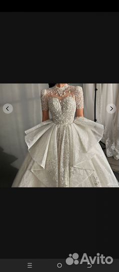 Свадебное платье