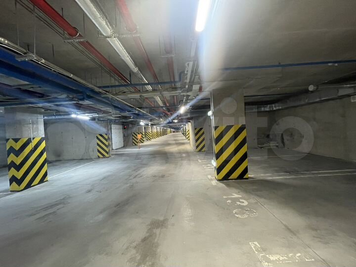 Машиноместо, 14 м²