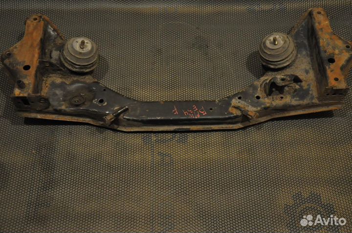 Балка передняя BMW 5 series E34