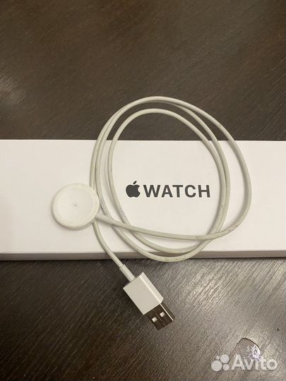 Часы apple watch se 44 mm