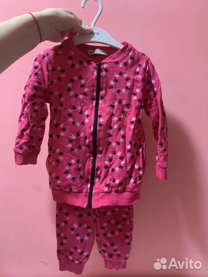 Костюм трикотажный для девочки 98 р-р