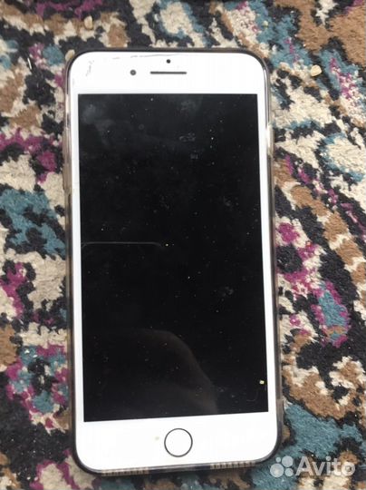 Телефон iPhone7+