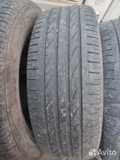 Bridgestone Dueler H/P 225/65 R17