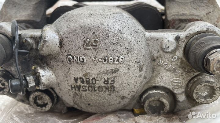 Суппорт ауди 320мм