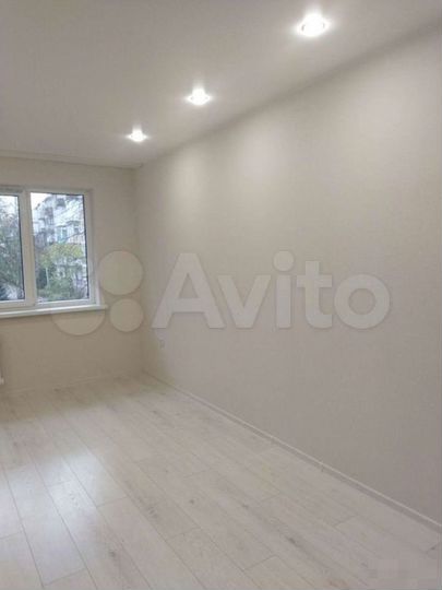 2-к. квартира, 43 м², 1/5 эт.